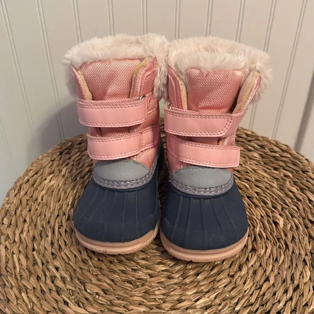 🌻Oshkosh Pink and Blue Winter Boots with Faux Fur - 4 - Great Used Condition